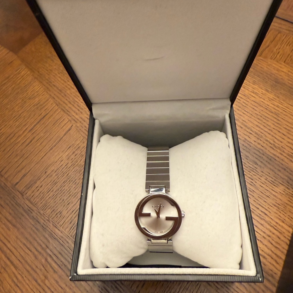 Gucci Silver Watch - image 6